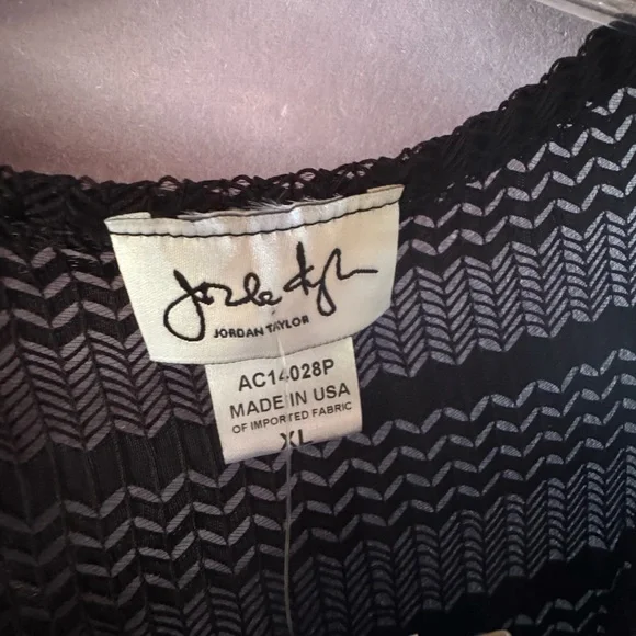 Jordan Taylor Black Mesh Chevron V-neck Swim Beach Coverup Bell sleeves - Picture 6 of 13